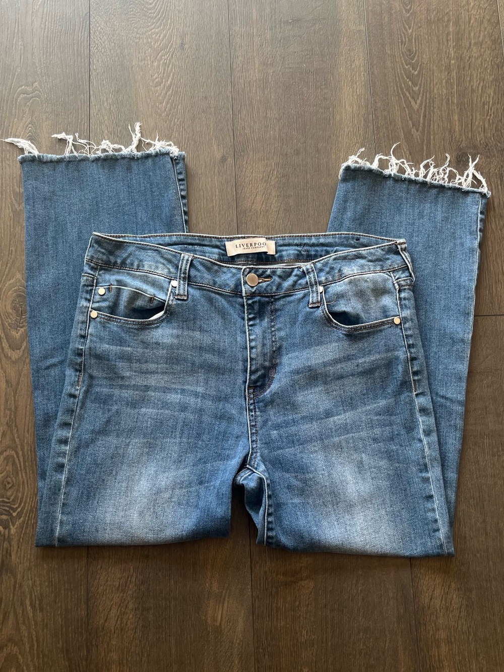 NWOT Liverpool Jeans Company Straight Leg Jeans